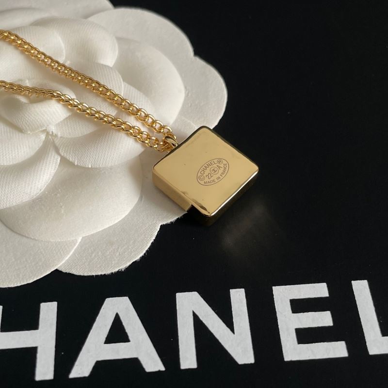 Chanel Necklaces